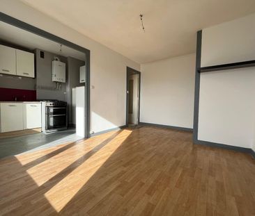 Location Appartement 3 pièces 51m² REZE 44400 - Photo 1