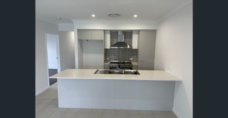3 Bedroom Unit in Wondunna - Photo 2