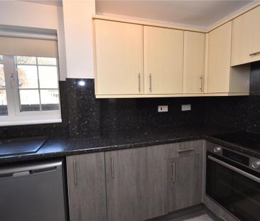 2 bedroom terraced house to rent - Photo 5