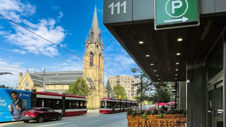 For Lease - 111 Bathurst Street Unit# 519, Toronto, Ontario - Photo 4