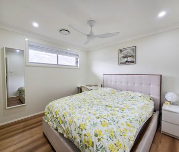 Family Living - Photo 2