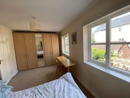 Large Double Room to Rent in Shared House in Ebley, Stroud - Photo 5