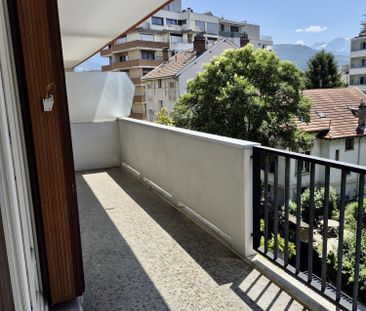 Location Appartement 1 pièce 37m² GRENOBLE 38100 - Photo 5