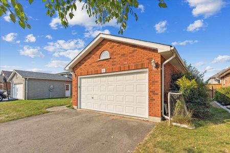For Lease - 82 Whitlaw Way, Brant, Ontario - Photo 4