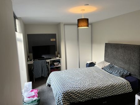 5 bedroom house to rent Sudbury Street, S3 - Photo 5