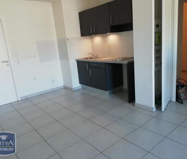 Location Appartement 2 pièces 42m² ARLES 13200 - Photo 3