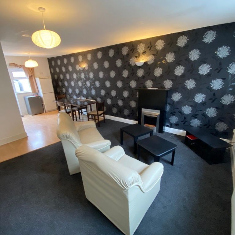 3 Bed Student Accommodation - Photo 1