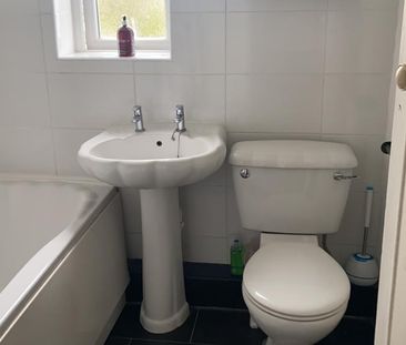 Ingram Road, Thornton Heath, CR7 - Photo 5