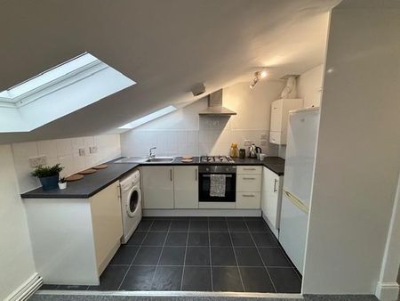 2 bedroom apartment to rent - Photo 5