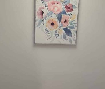 Charming, Spacious Family Living in a Sun-Filled Setting - Photo 3