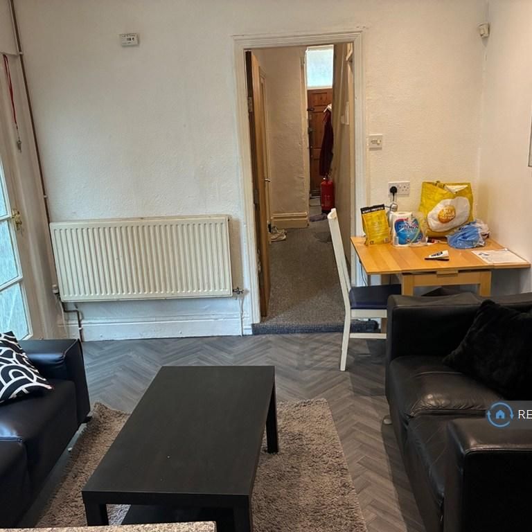 5 bedroom terraced house to rent - Photo 1