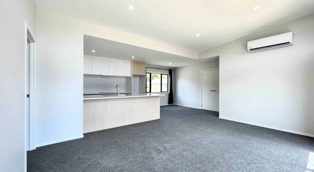 Centrally Located, Near-New Home - Photo 1