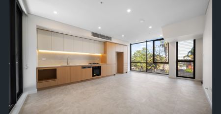 Luxury Four-Story Townhouse in the Heart of Roselands – Modern Comfort & Exceptional Convenience! - Photo 2