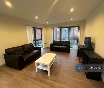 2 bedroom flat to rent - Photo 5