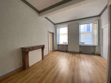 Location Appartement 3 pièces 84m² VALENCE 26000 - Photo 2