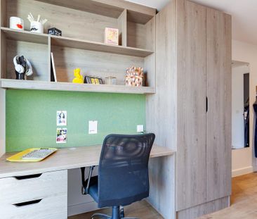 1 bedroom private hall to rent - Photo 2