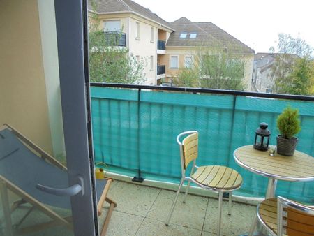 Location Appartement 2 pièces 46m² LOUVRES 95380 - Photo 2