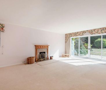 5 bedroom detached house to rent - Photo 4