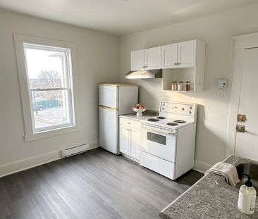 21/2 Près Du Cégep - Photo 2