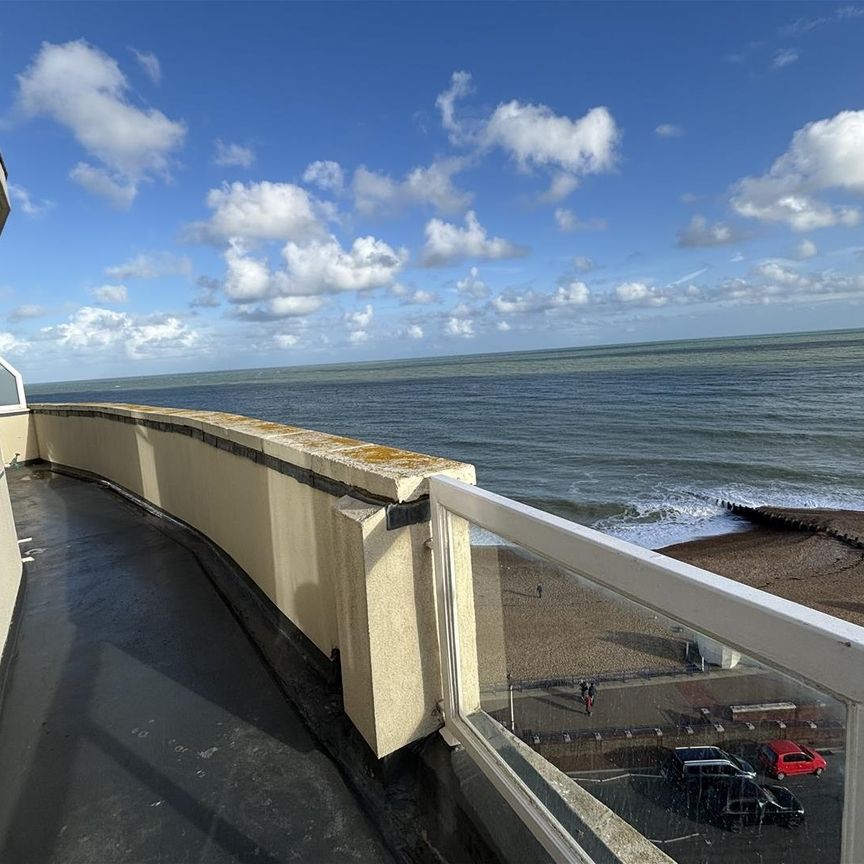 Royal Parade, Eastbourne - Photo 1