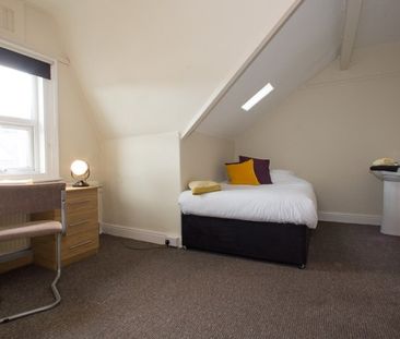 4 Winston Gardens, Headingley, Leeds, LS6 3LA - Photo 4