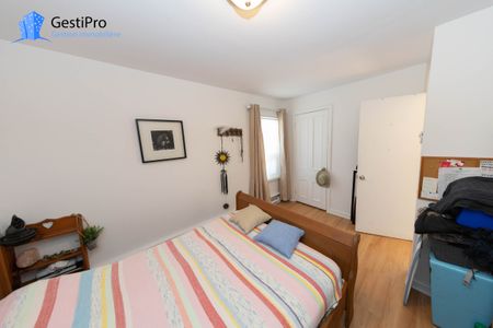 317 Chouinard - Photo 3