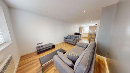 2 bedroom apartment to rent - Photo 3