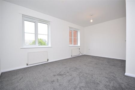 27, Manderston Chase, Armley, Leeds, West Yorkshire, LS12 2JX - Photo 5