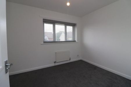 2 bedroom detached house to rent - Photo 2