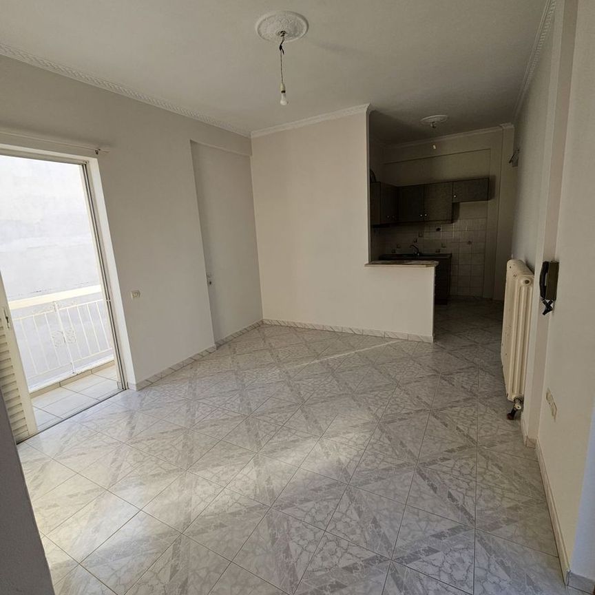 Studio/Γκαρσονιέρα για ενοικίαση Άγιος Γεώργιος Λάγγουρα (Πάτρα) - Photo 1