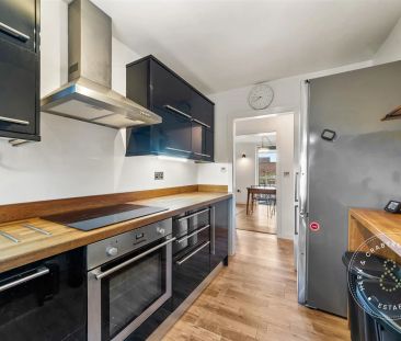 2 Bedroom Flat - Photo 5