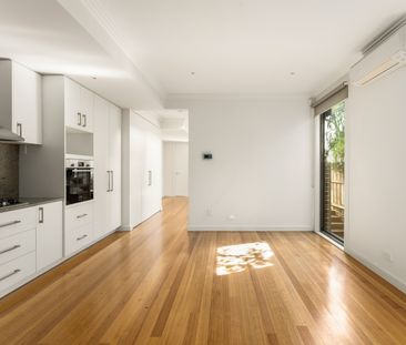 15 Bunalbo Street, South Yarra VIC 3141 - Townhouse For Rent | Domain - Photo 4