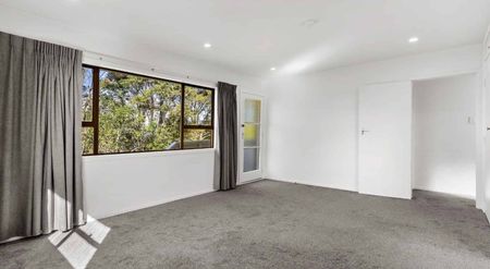 2 Bedrooms - Red Beach - Photo 2