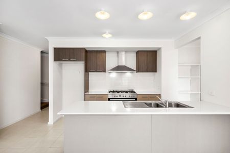 4 Webb Street, Mambourin. - Photo 4