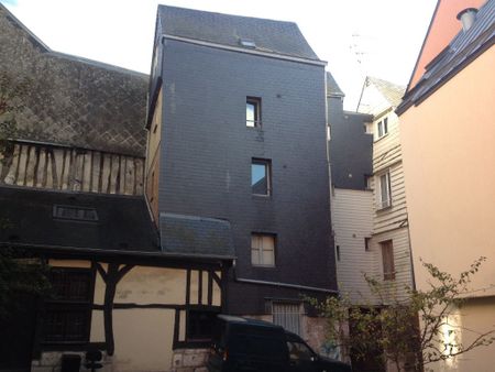 Location Appartement 1 pièce 23m² - Photo 5