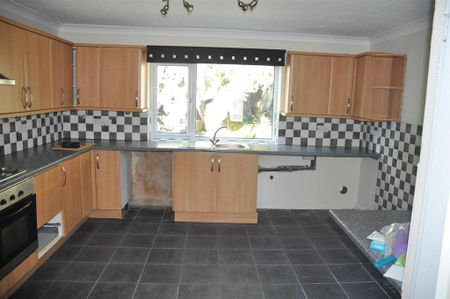 2 bedroom barn conversion to rent - Photo 3