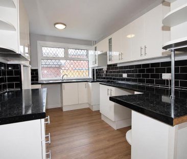 1 bedroom detached bungalow to rent - Photo 2