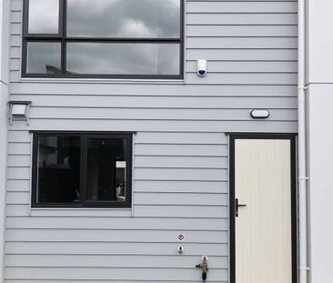 Easy living 2 Bedroom Town house in Huapai - Photo 2