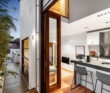 Victorian Grandeur Meets Contemporary Luxury, A Recreated Terrace I... - Photo 4