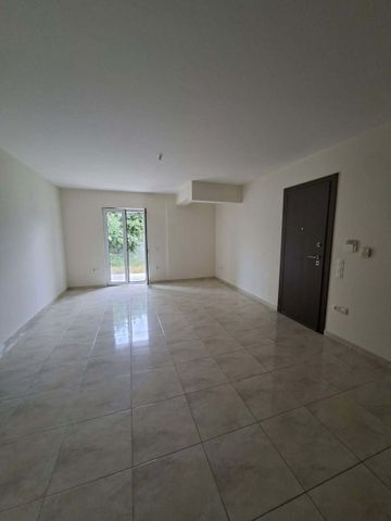Διαμέρισμα για ενοικίαση Κέντρο (Καλύβια Θορικού) - Photo 5