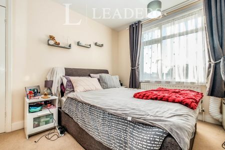 3 bedroom house to rent Bruce Avenue, BN11 - Photo 2