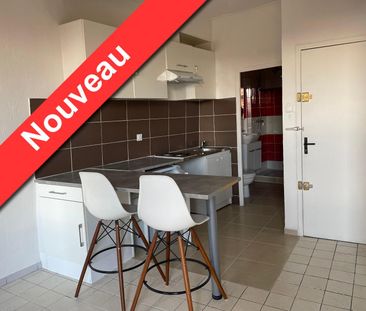 Location Appartement 1 pièce 26m² DRAGUIGNAN 83300 - Photo 3