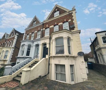 2 bedroom duplex to rent - Photo 3