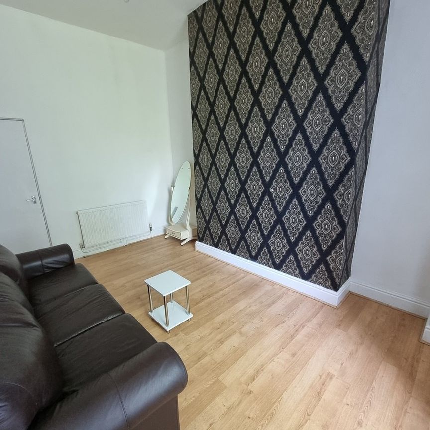1 Bed Flat, Liverpool, L8 - Photo 1
