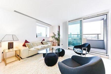 3 bedroom flat to rent - Photo 5