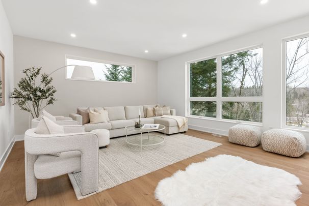 For Lease - 25 Deerhurst Highlands Drive, Huntsville, Ontario - Photo 1