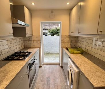 Gratwicke Road, Worthing, BN11 2 bedroom ground floor flat to rent - Photo 4