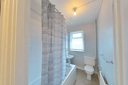 Groovy Towers, Leicester Road, Loughborough, LE11 - Photo 4