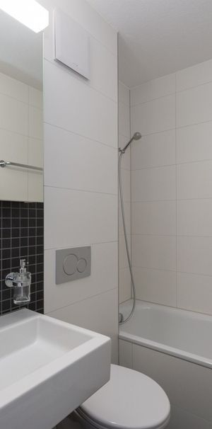 Ideal für Pendler und Flughafenmitarbeiter - Foto 1