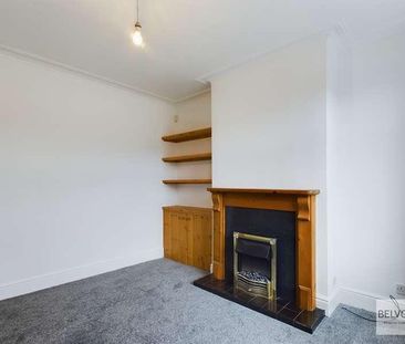 Cross Lane, Crookes, Sheffield, S10 - Photo 2